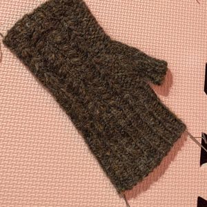 Hiedra Mitts