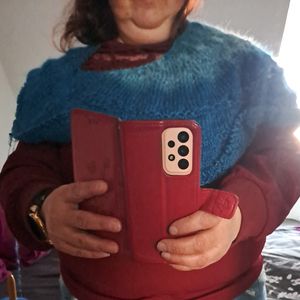 Cozy Ruffles 
