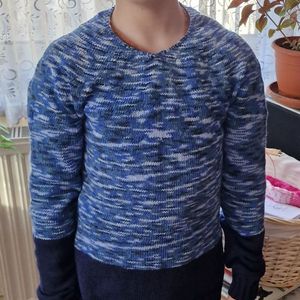 Esay Sweater 