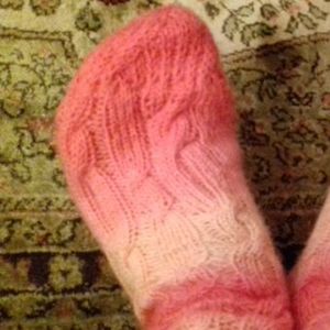 Zopfmuster aus ravelry (mein erstes gezopftes projekt?)