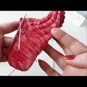 Knitting the classic heel on FlexiFlips